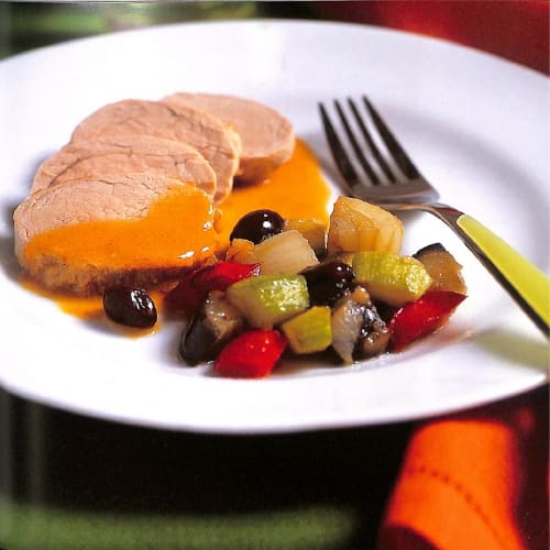 Mignon de porc aux saveurs d’agrumes et confit de légumes au romarin