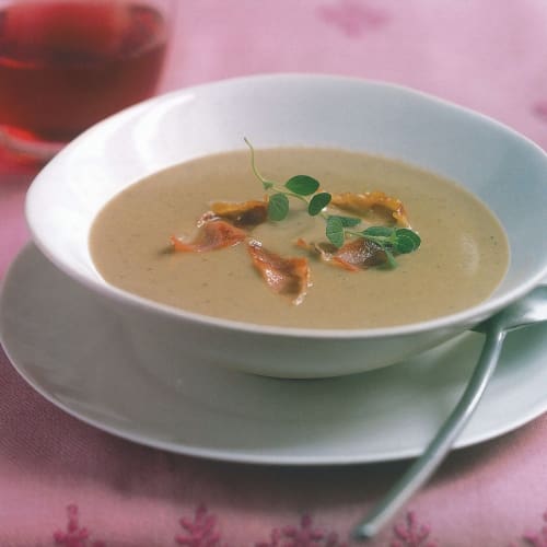 Velouté de lentilles et châtaignes au niaouli et romarin