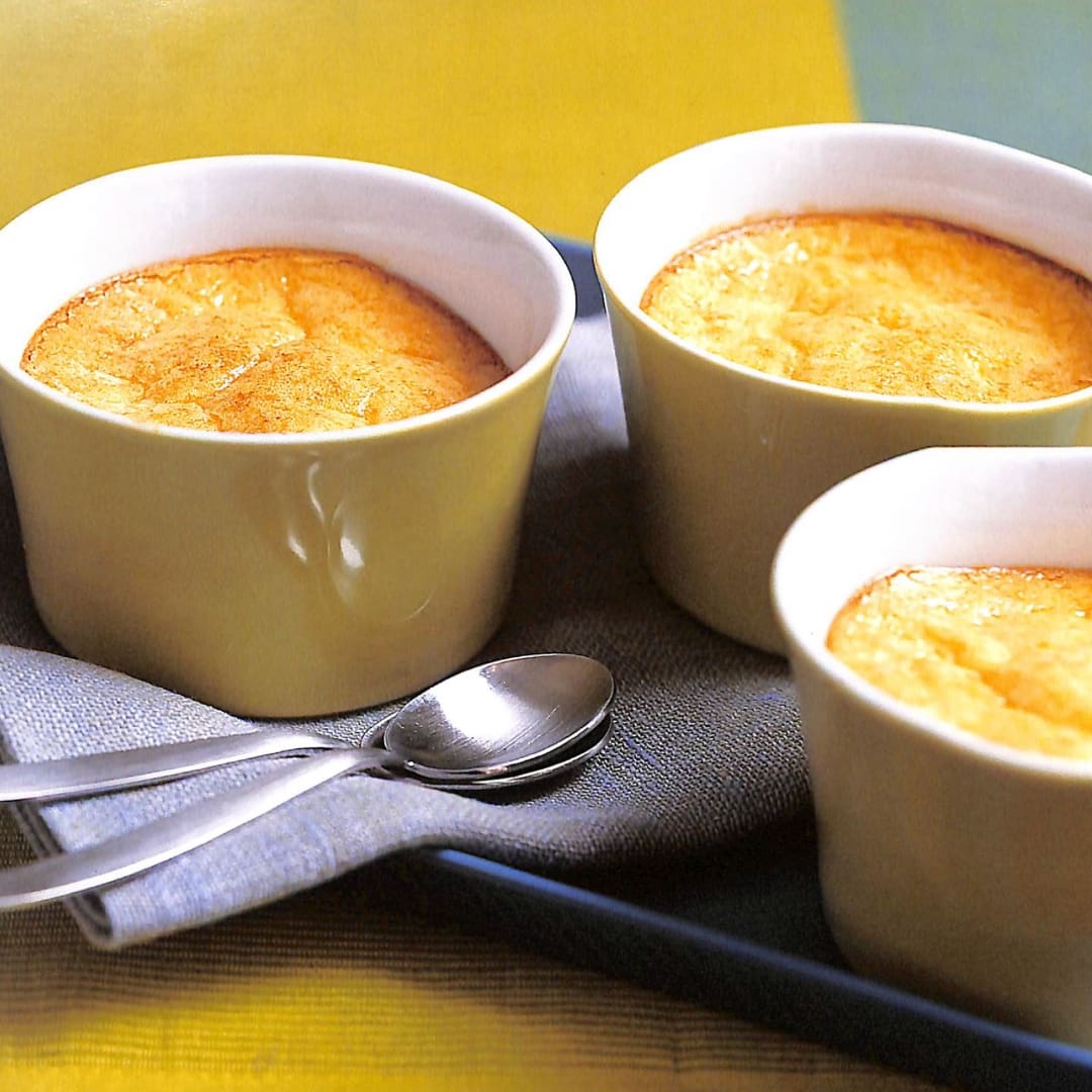 Petits flans de parmesan au romarin